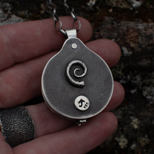 Bloodroot Magnifying Glass Locket - Rumination Jewelry